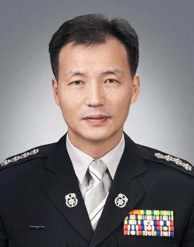 김영돈 증명사진