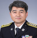 황인 증명사진
