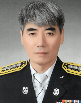 이원용 증명사진