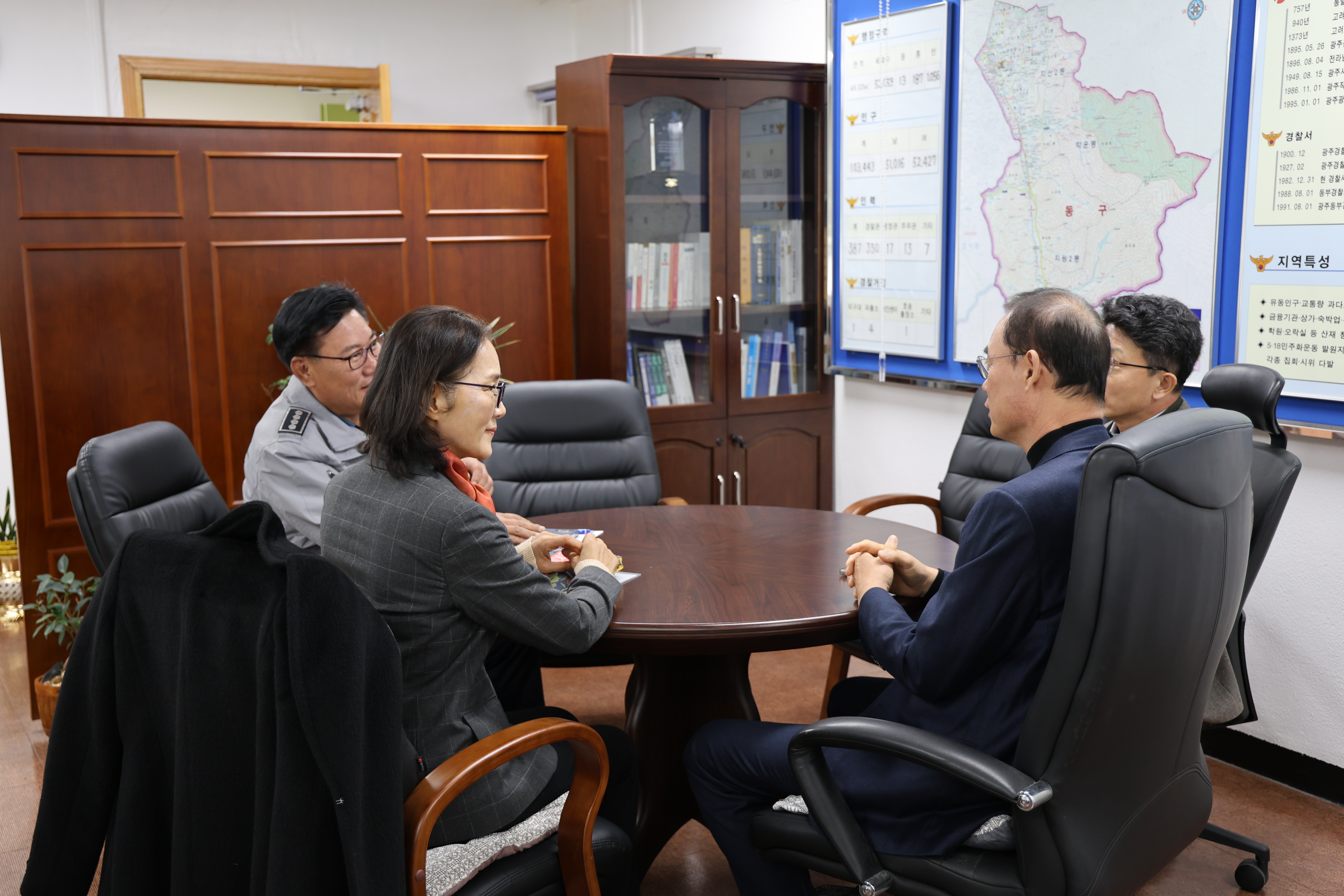 ('25. 12. 4.) 동부경찰서 치안현장 방문
