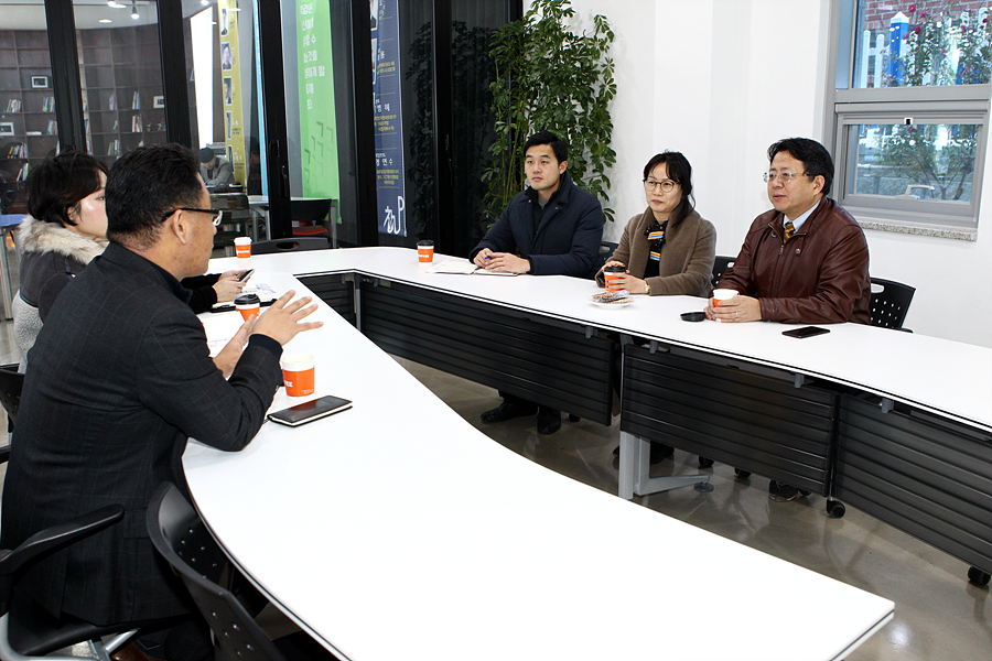 우지앤룽 중국 상하이 인민대표위원 I PLEX 방문