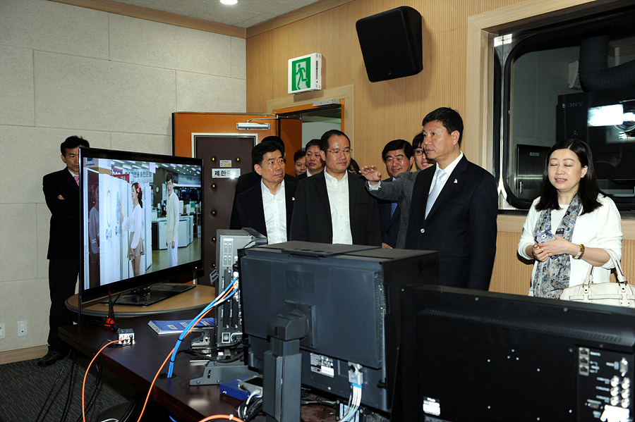 중국 광저우시장 일행 CGI센터 방문